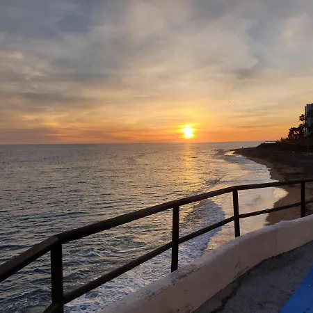 Apartamento En La Orilla De Calahonda Reformado Sitio de Calahonda