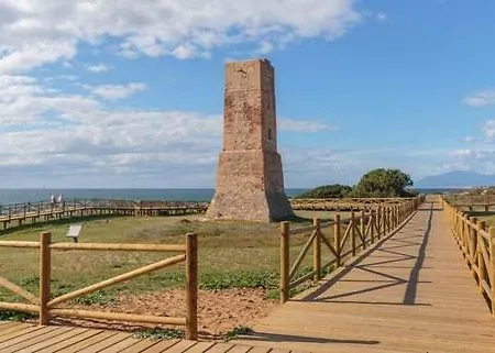 Apartamento En La Orilla De Calahonda Reformado